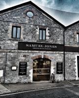 Samuel Jones Ale & Smoke House - image 1