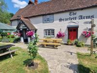 The Scarlett Arms - image 1