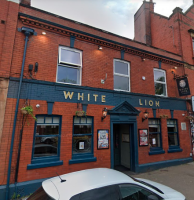 White Lion Hotel - image 1
